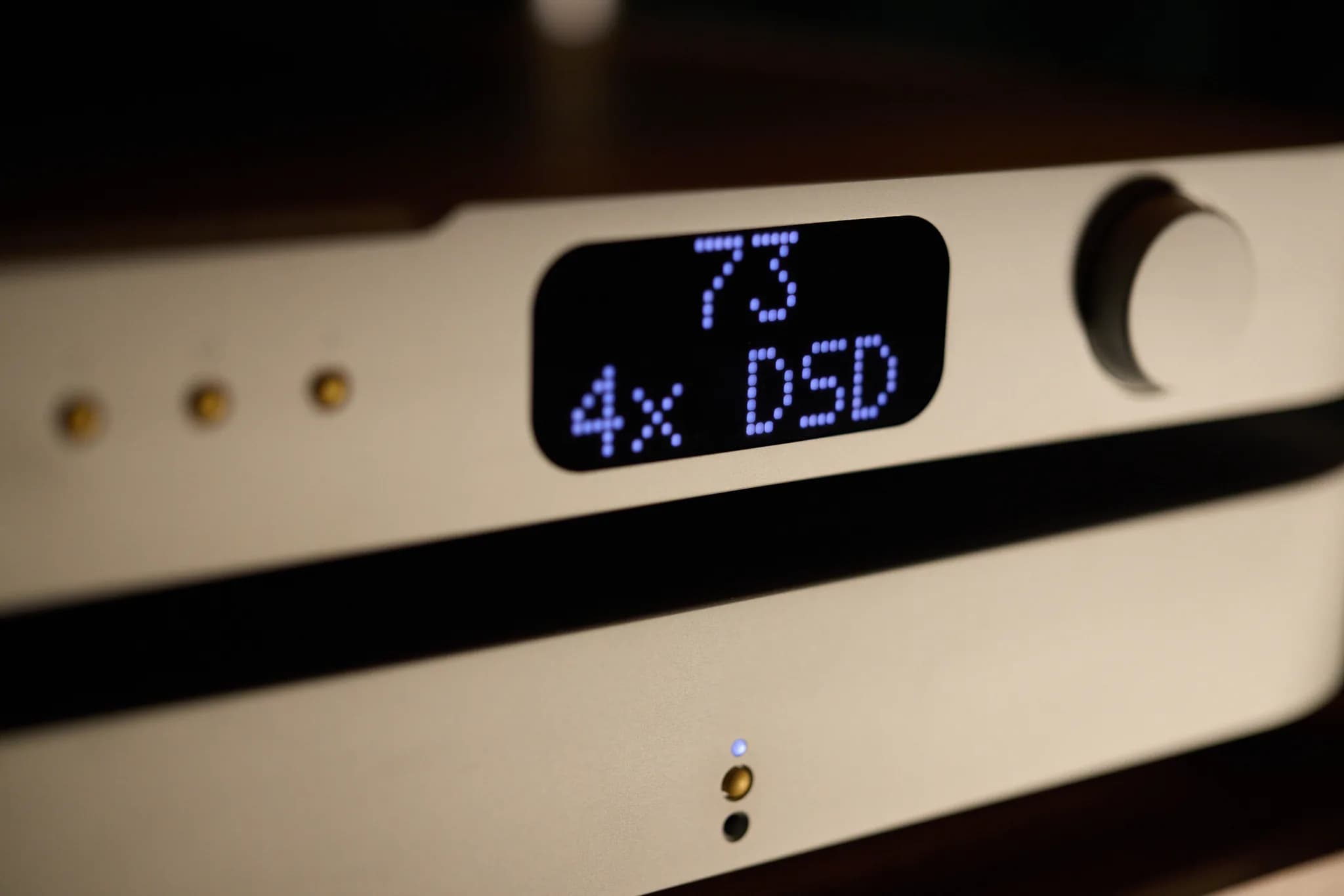 MSB Reference DAC display showing an active playback state