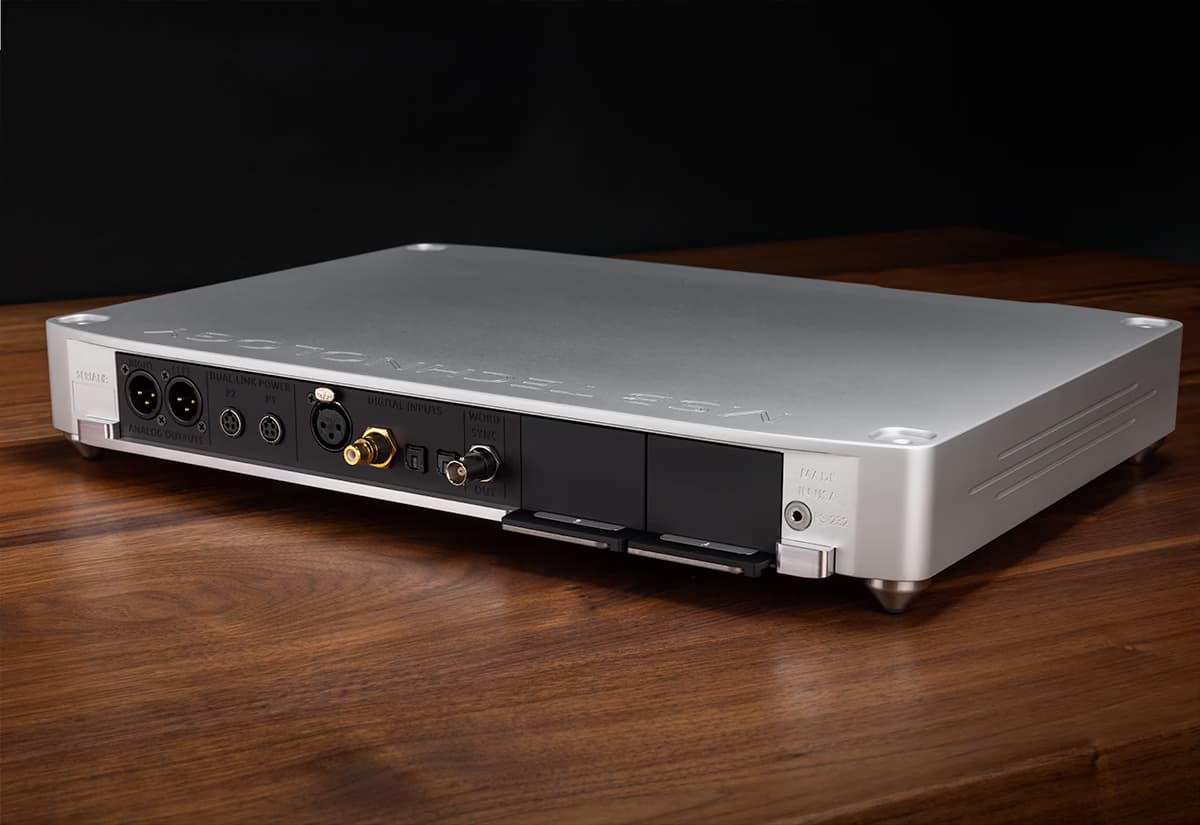 Official MSB Discrete DAC rear connection panel