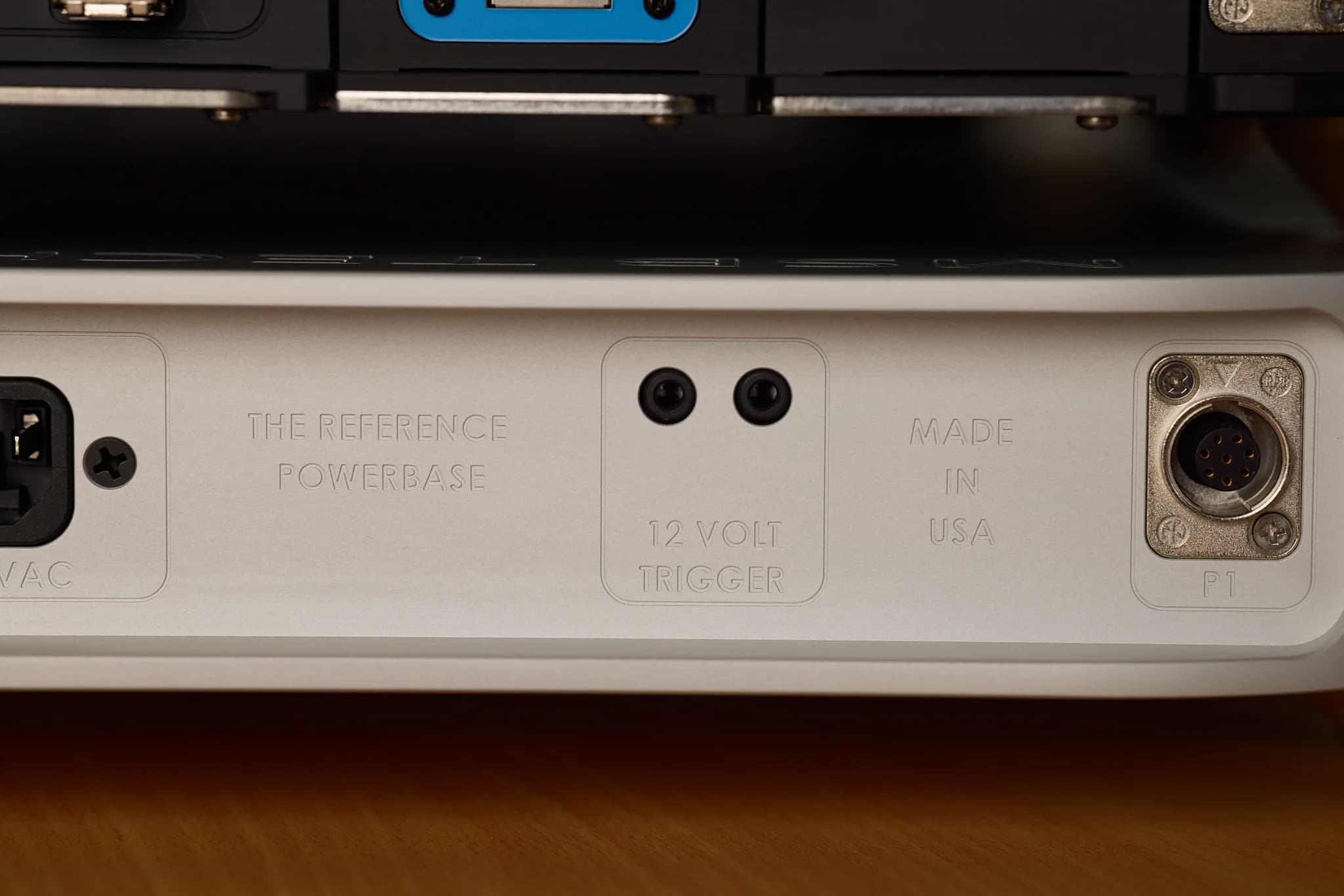Power connections on the MSB Reference Powerbase